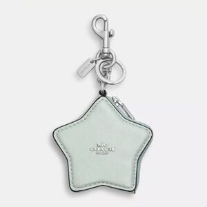 ⭐️ Coach Star Bag Charm / Coin Case in Pearlized Smooth Leather ⭐️